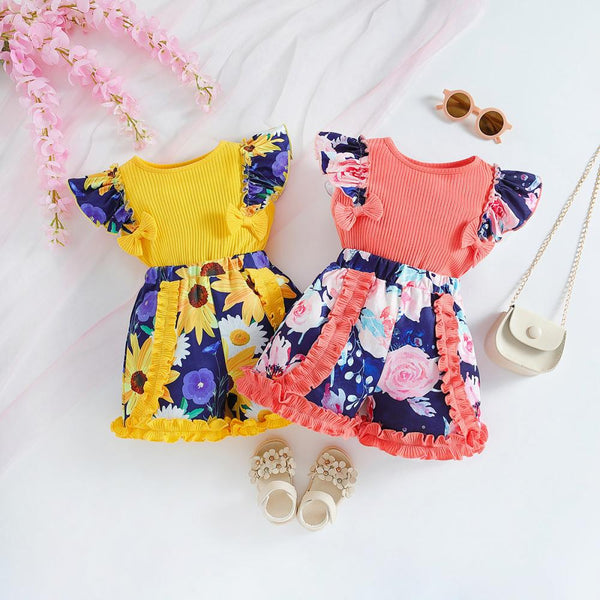 Summer girl's floral bow short sleeved top+lace shorts Wholesale Kids Clothing