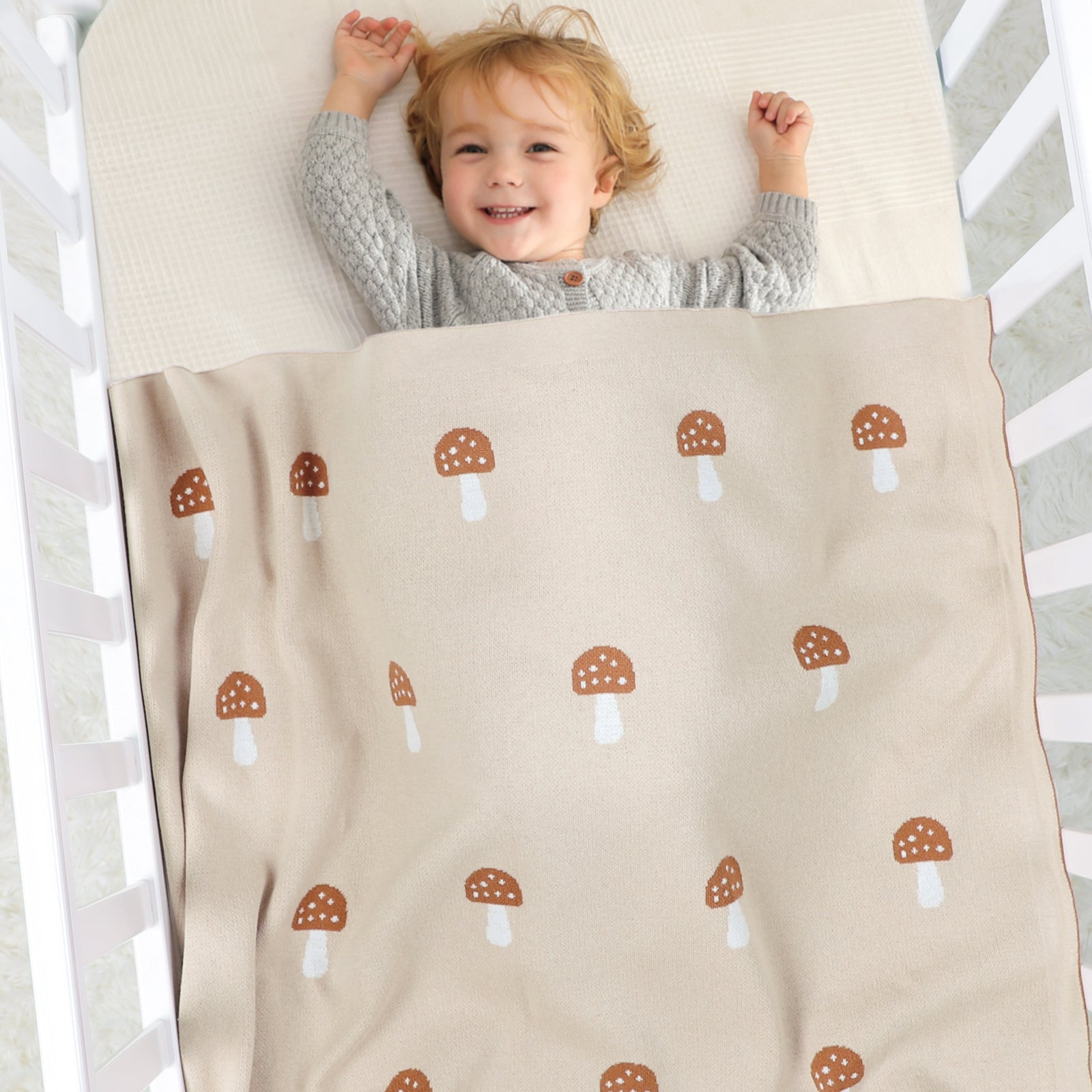 Lovely Mushroom Pattern Printed Solid Color Knitted Blanket Cotton Baby Blankets Wholesale